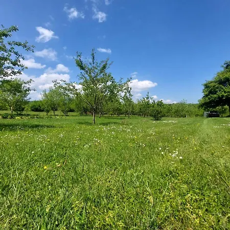 Casa de Férias Park Ostrovica Kulen Vakuf
